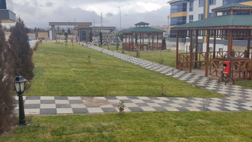 AŞAĞI SÖĞÜTÖNÜ MAH. Söğütpark Evleri