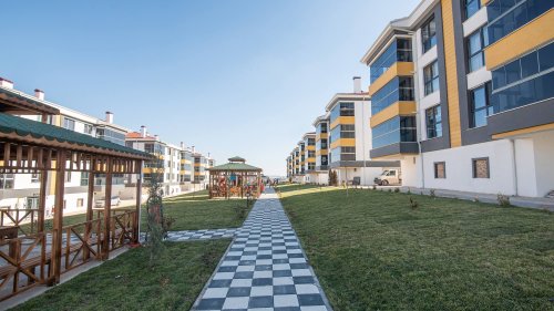 AŞAĞI SÖĞÜTÖNÜ MAH. Söğütpark Evleri