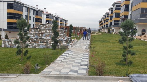 AŞAĞI SÖĞÜTÖNÜ MAH. Söğütpark Evleri