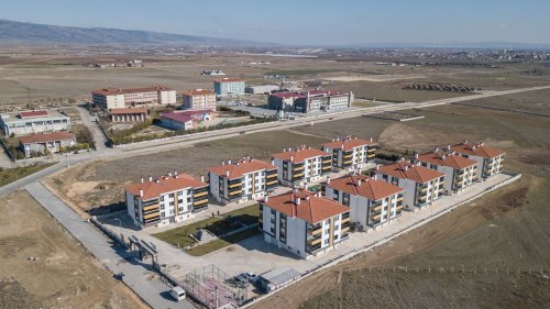 AŞAĞI SÖĞÜTÖNÜ MAH. Söğütpark Evleri
